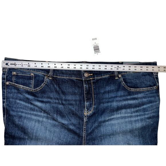NEW Torrid Jeans 26T Womens Plus Size Blue Denim Midfit Super‎ Skinny Super Soft - Picture 7 of 12